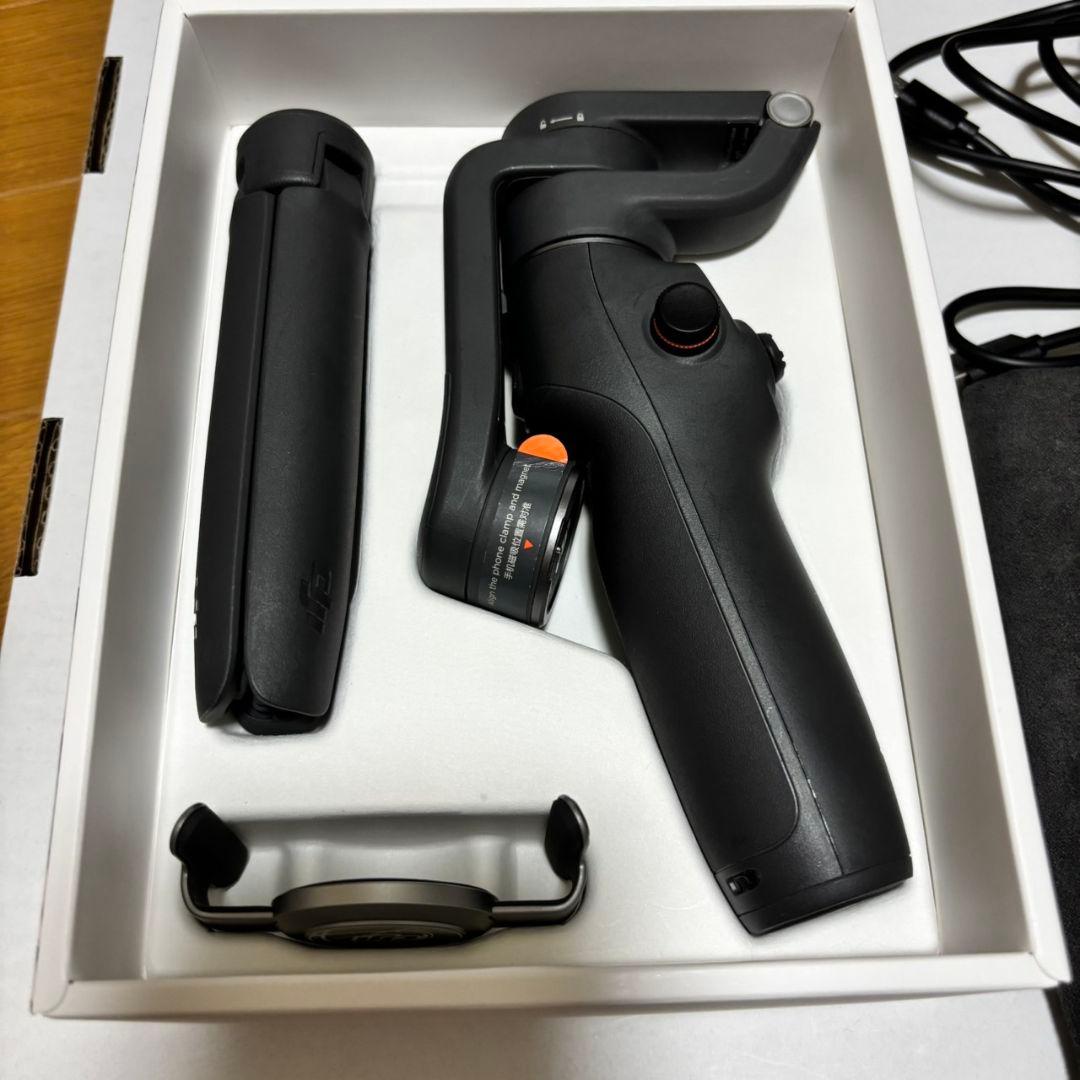 美品　DJI Osmo Mobile 6 スマホ オスモ モバイル