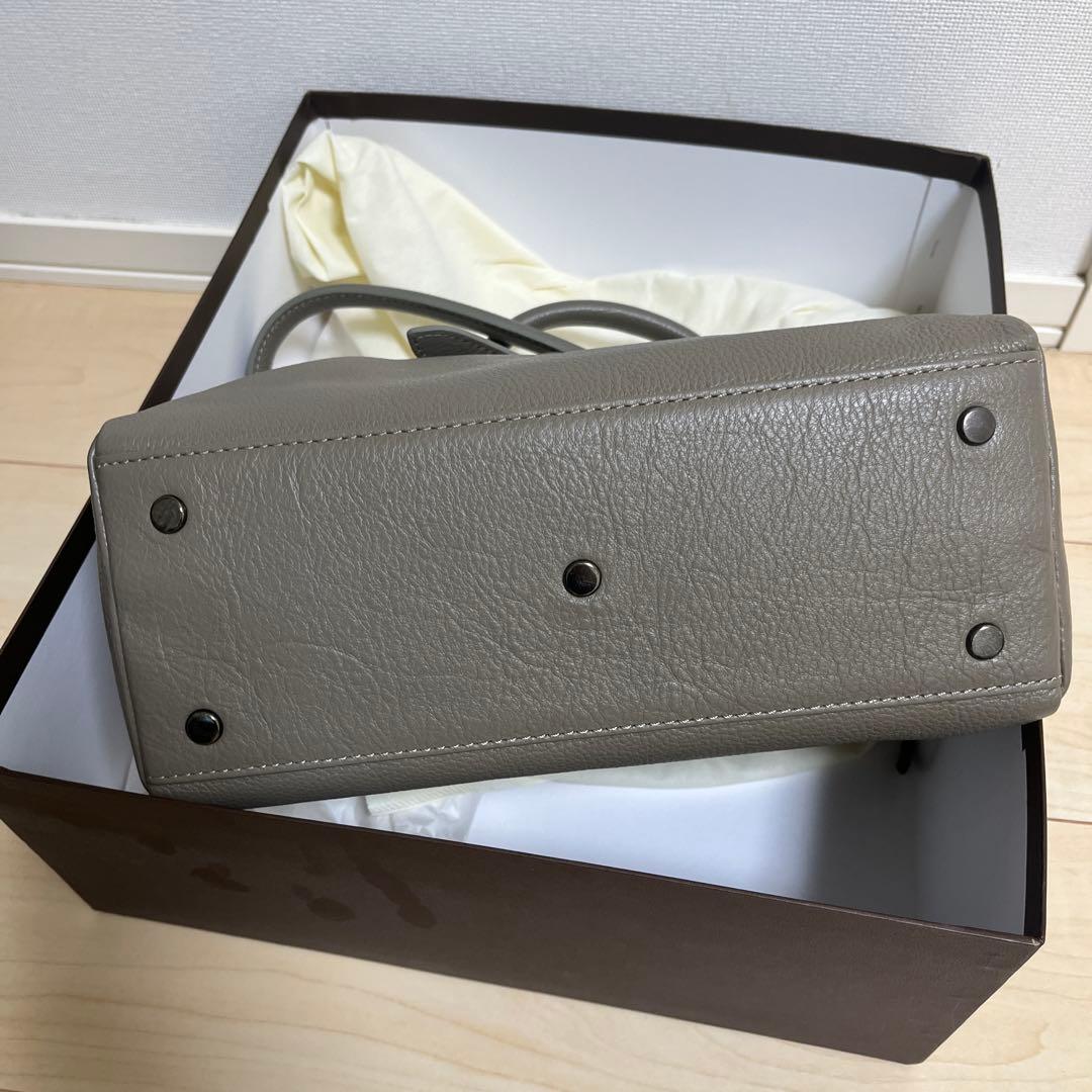 【土屋鞄】グレージュ レザー ハンドバッグ