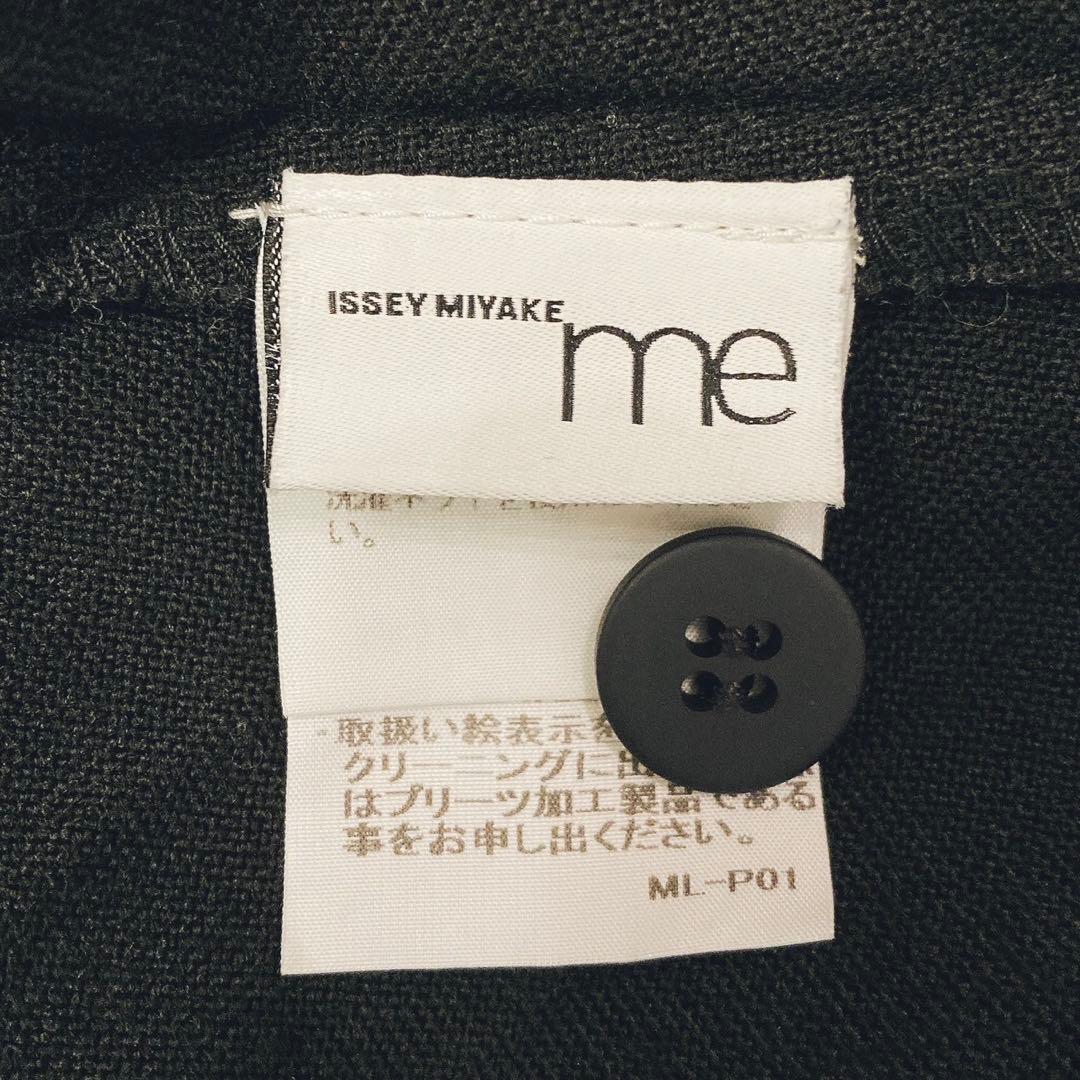 ミーイッセイミヤケ　ボタン付き変形ハイネック　プリーツ　トップス　チュニック　黒