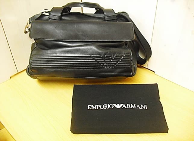 H*u様 エンポリオ アルマーニ◆ラム革製◆ショルダーバッグ◆