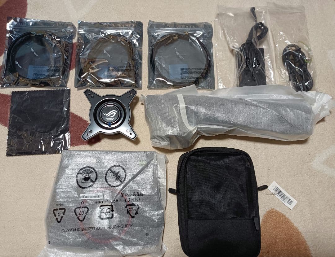 ディスプレイ・モニター本体 ASUS Strix OLED XG27AQDMG WQHD 240Hz