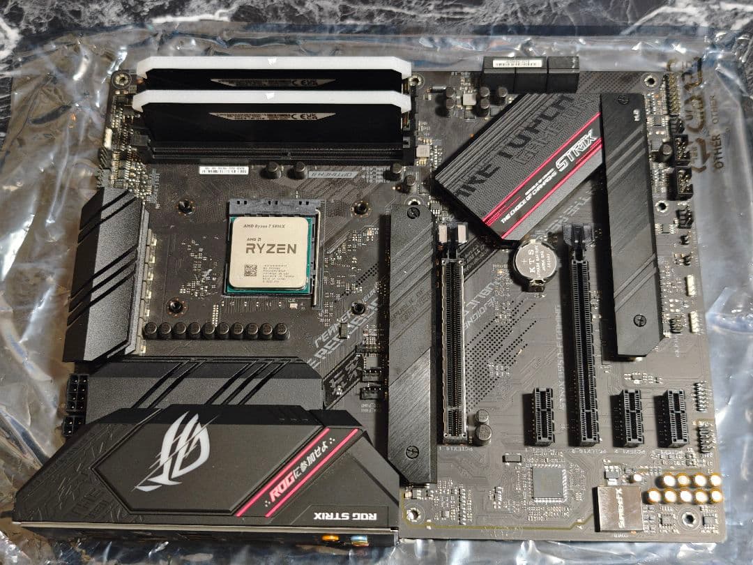 Ryzen7 5800X+マザー+DDR4-3200 32GB RGBメモリ