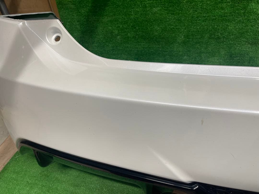 ZVW 30 プリウス　後期　G’s ジーズ　リアバンパー　ディヒューザー