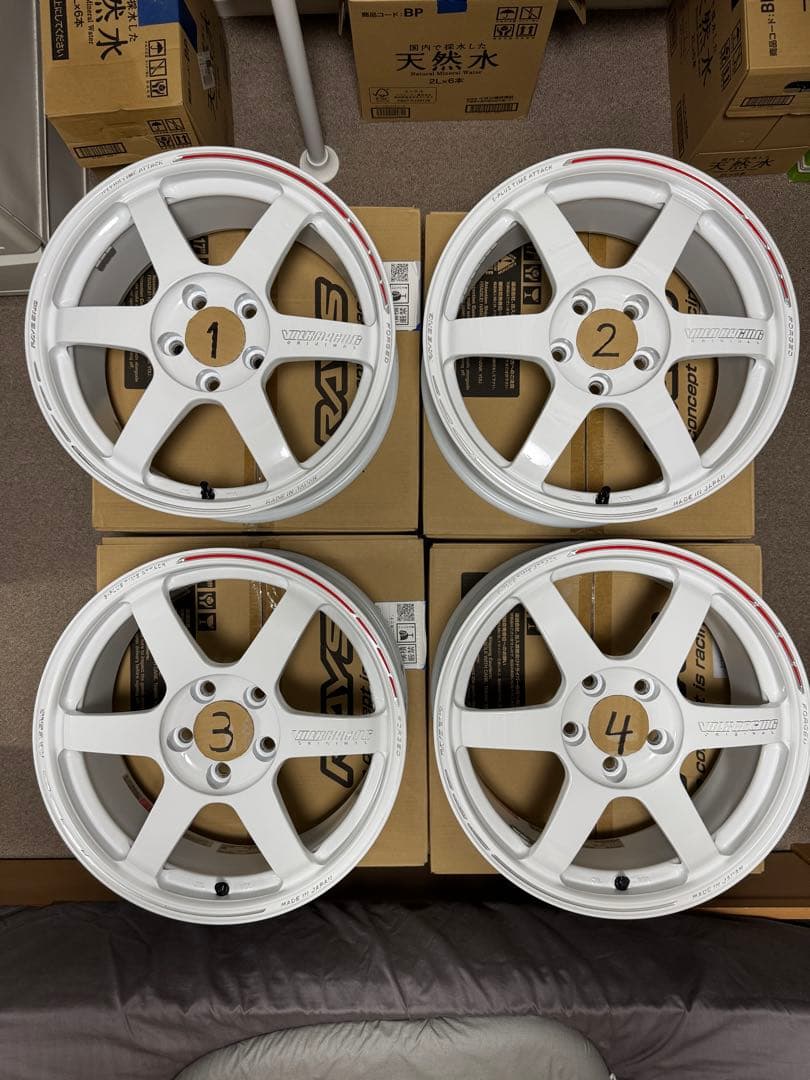 タイヤ・ホイール RAYS TE37