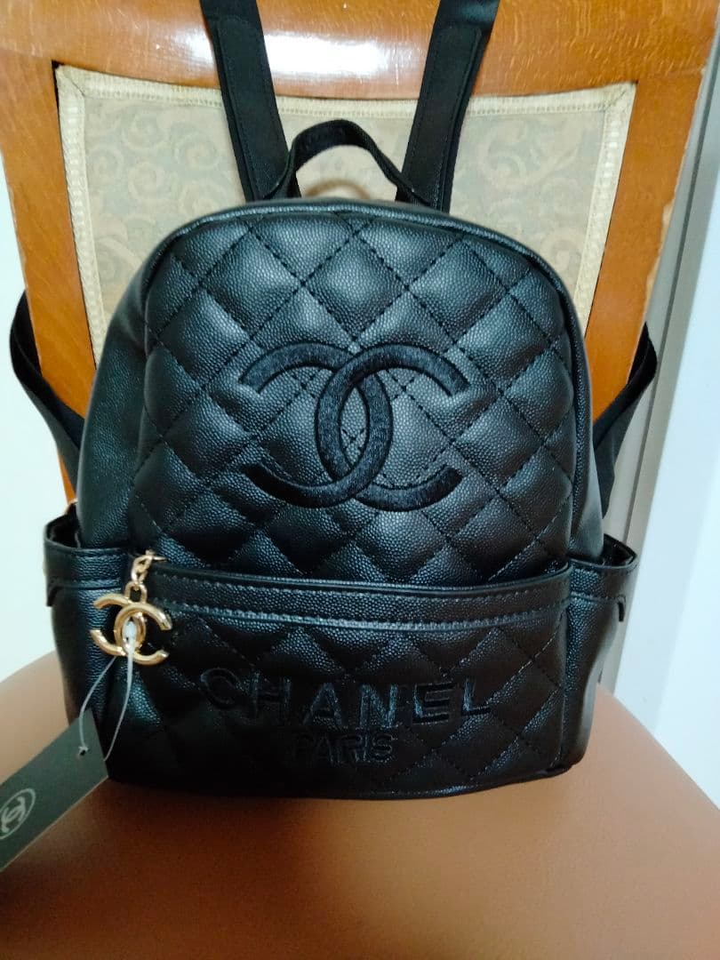 シャネル キルティング リュック バックパック ブラック　ノベルティー