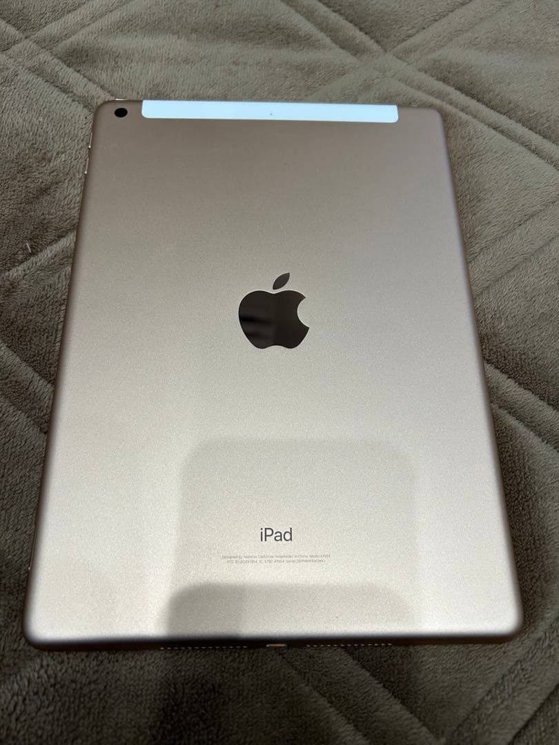 iPad 第6世代 32GB ゴールド