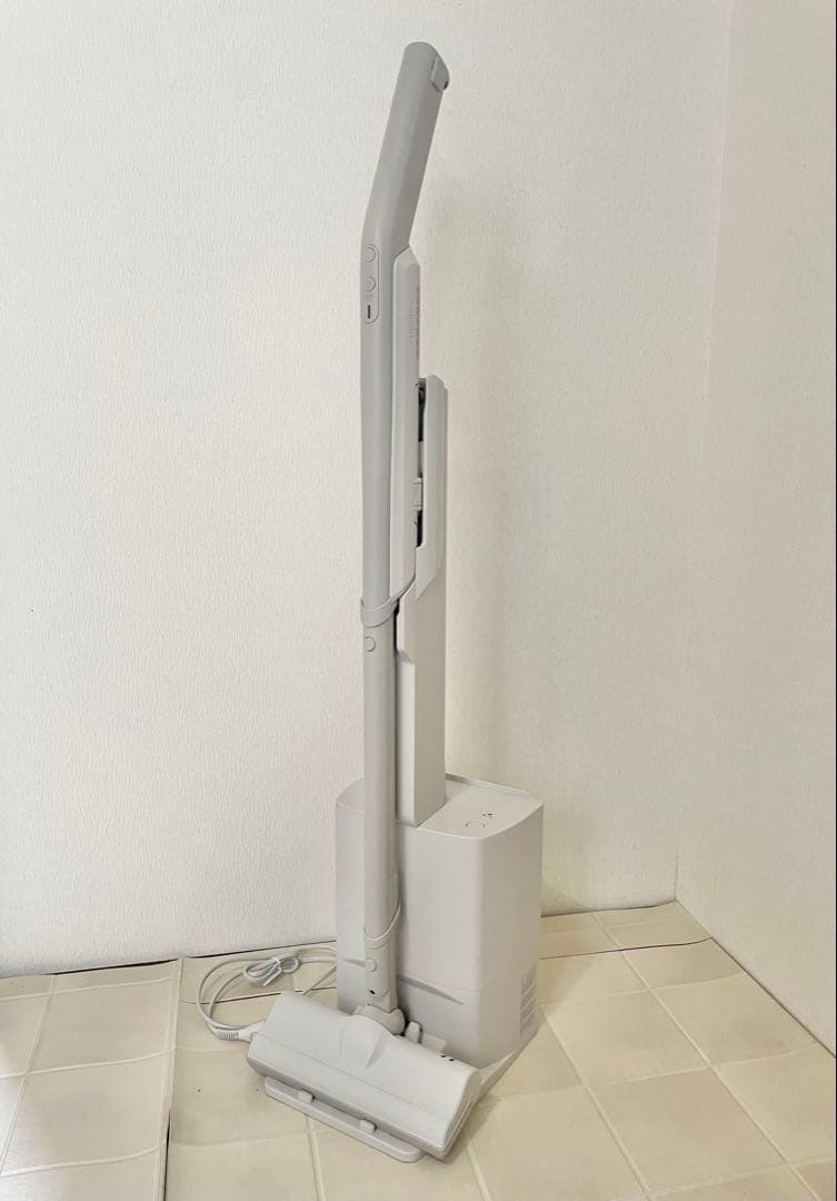 【実演機】東芝 ダストステーション搭載コードレスクリーナー