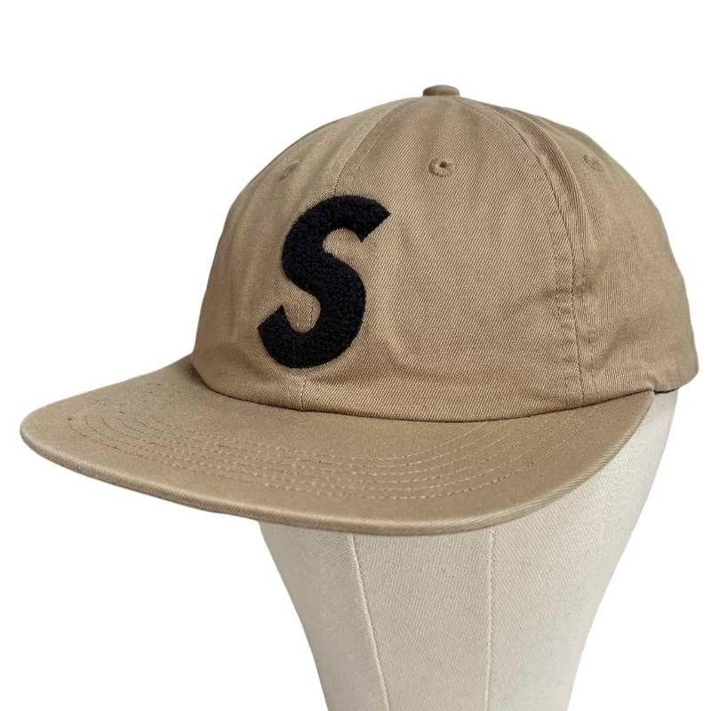 帽子 4499 Supreme Chenille S Logo 6-Panel Tan