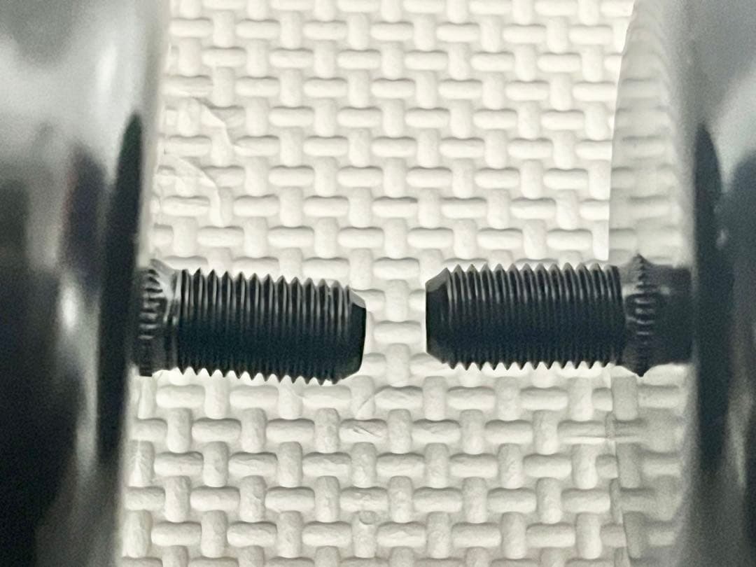 マツダ　MPV LY3P リヤバンプストッパー　TD11-28-1A0 2個