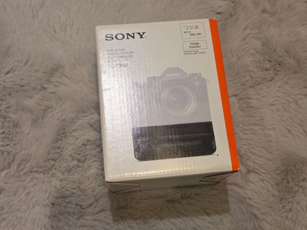 SONY α7 III 本体 + 付属アクセサリー / シャッター回数表示あり