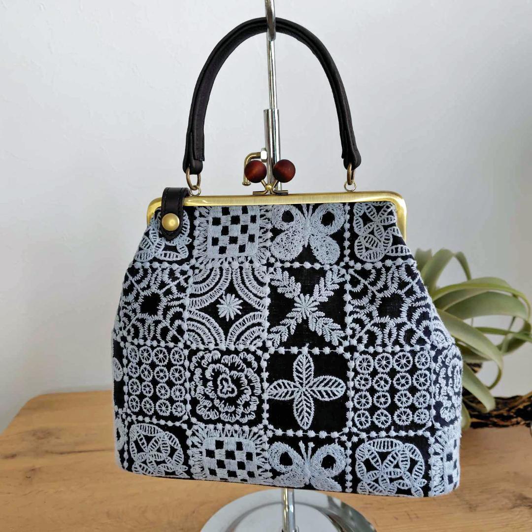 【専用】/フォレストタイルグレイ/木玉がま口革チョコ