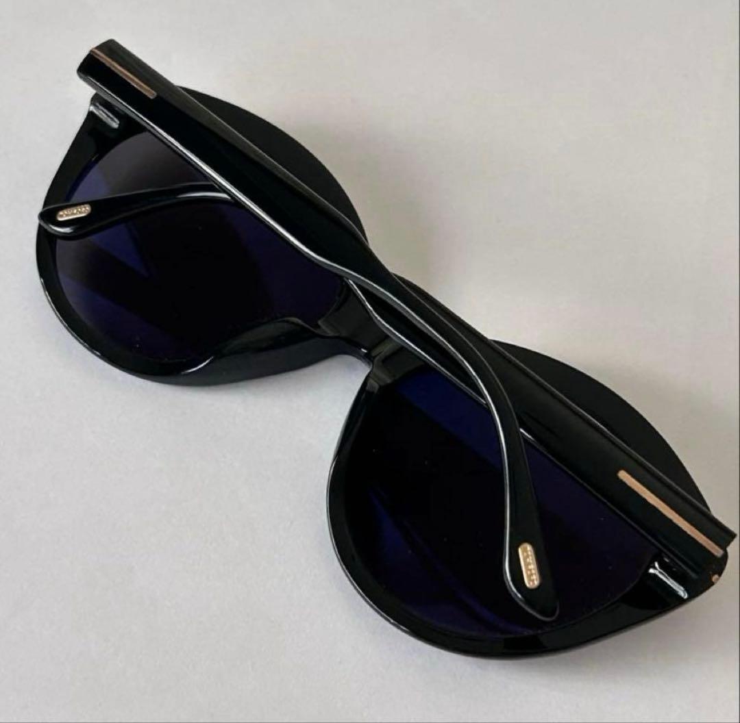 i*i様 TOM FORD トムフォードサングラス ブラックMaxine TF7