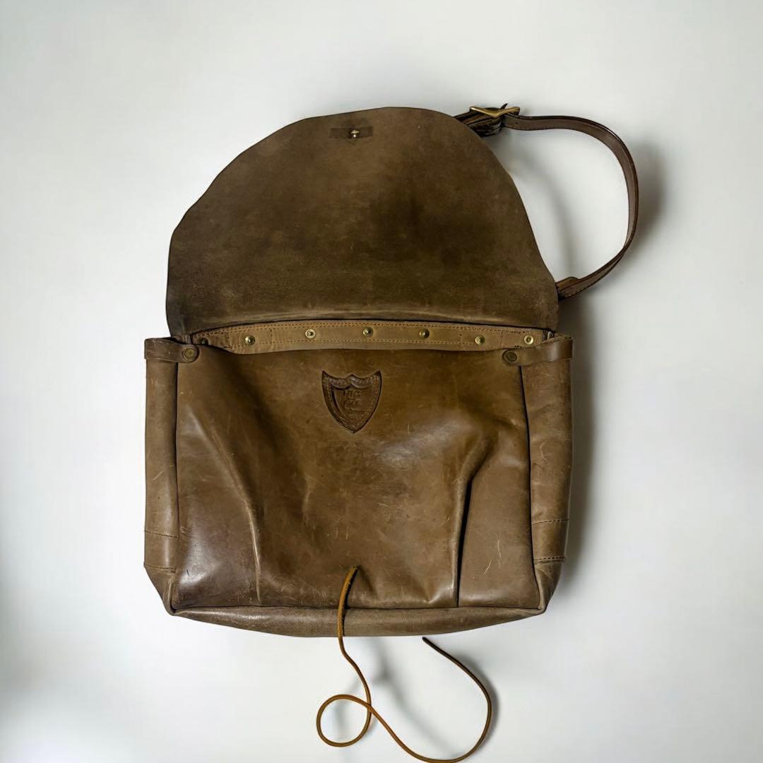 K*H様 HTCヴィンテージ レザーショルダーバッグ ブラウン 本革 フラップ式