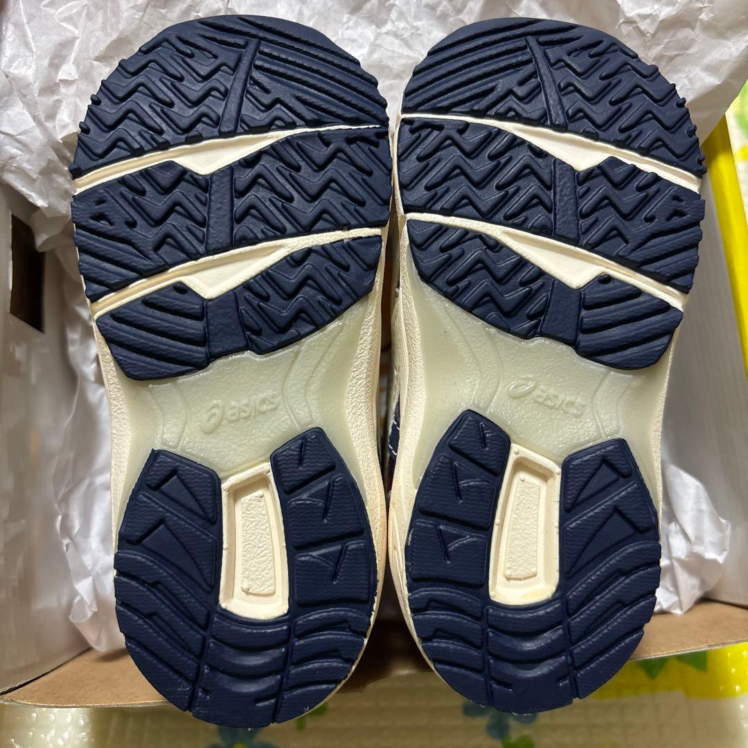 【新品タグ付き】ファミリア アシックス × familiar ベビースニーカー