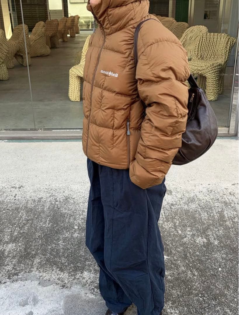 新品　モンベル　ネージュダウンパーカ　サイズXL ブラウン