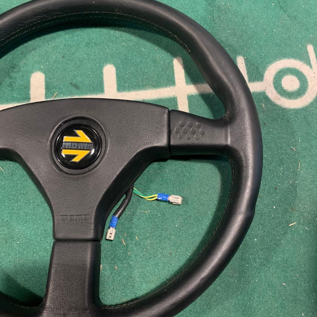 s*r様 MOMOステアリングホイール〈即日発送〉