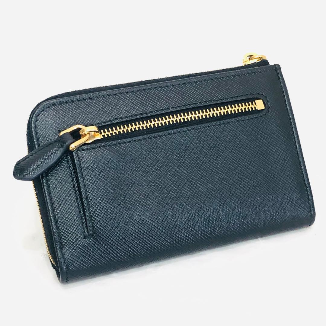 未使用に近い 極美品 PRADA プラダ サフィアーノ レザー ケース 黒