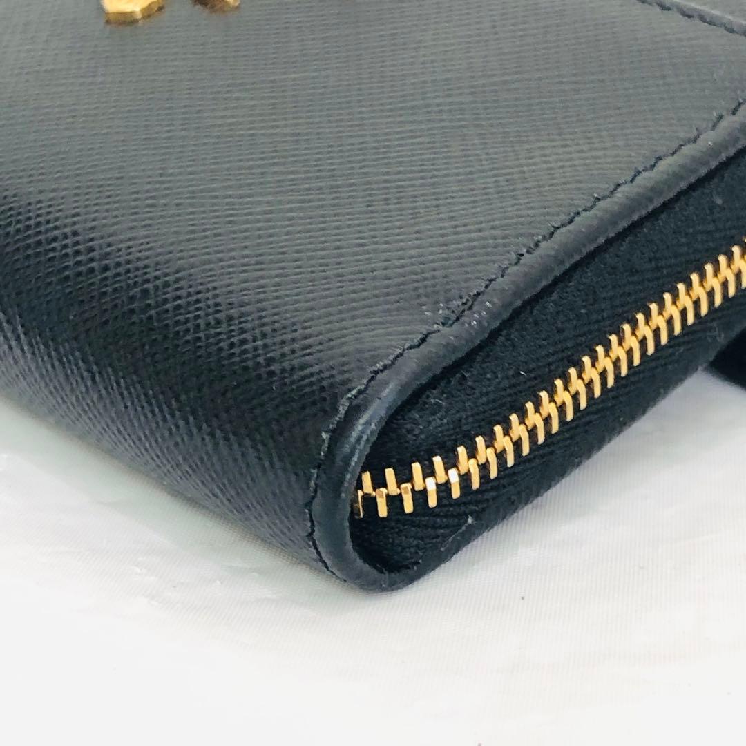 未使用に近い 極美品 PRADA プラダ サフィアーノ レザー ケース 黒