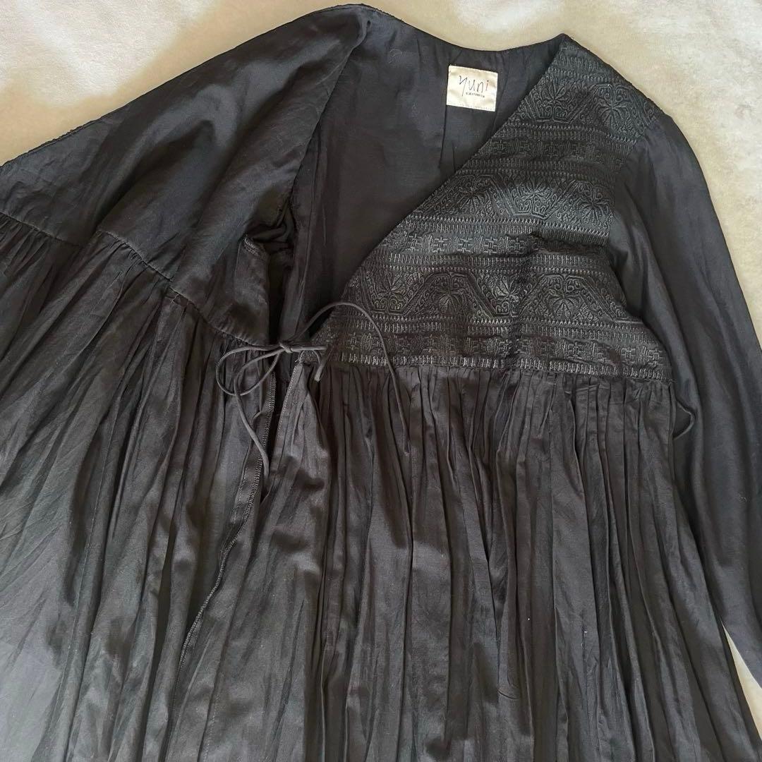 極美品❤️ yuni ユニ 刺繍 カシュクール フレア マキシワンピース 黒
