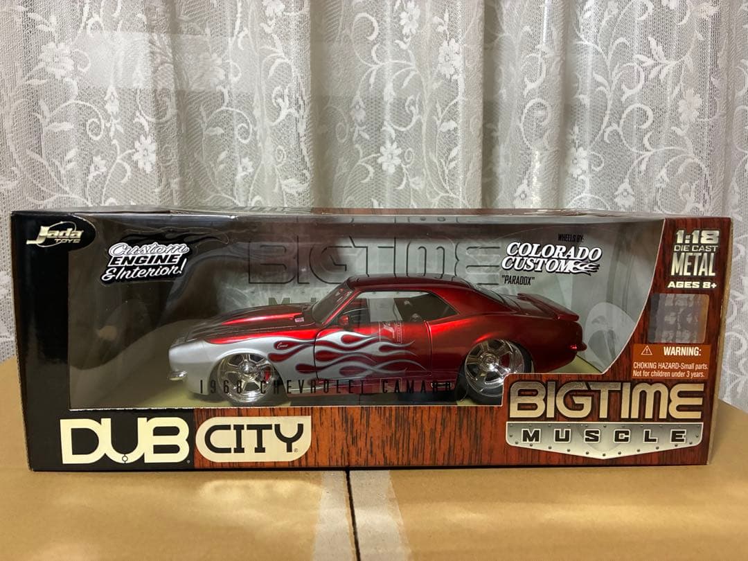 1966 Chevrolet Camaro 1/18ミニカー