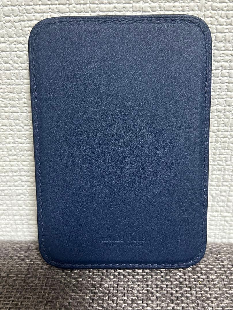 HERMES エルメス　MagSafe カードケース　アロ