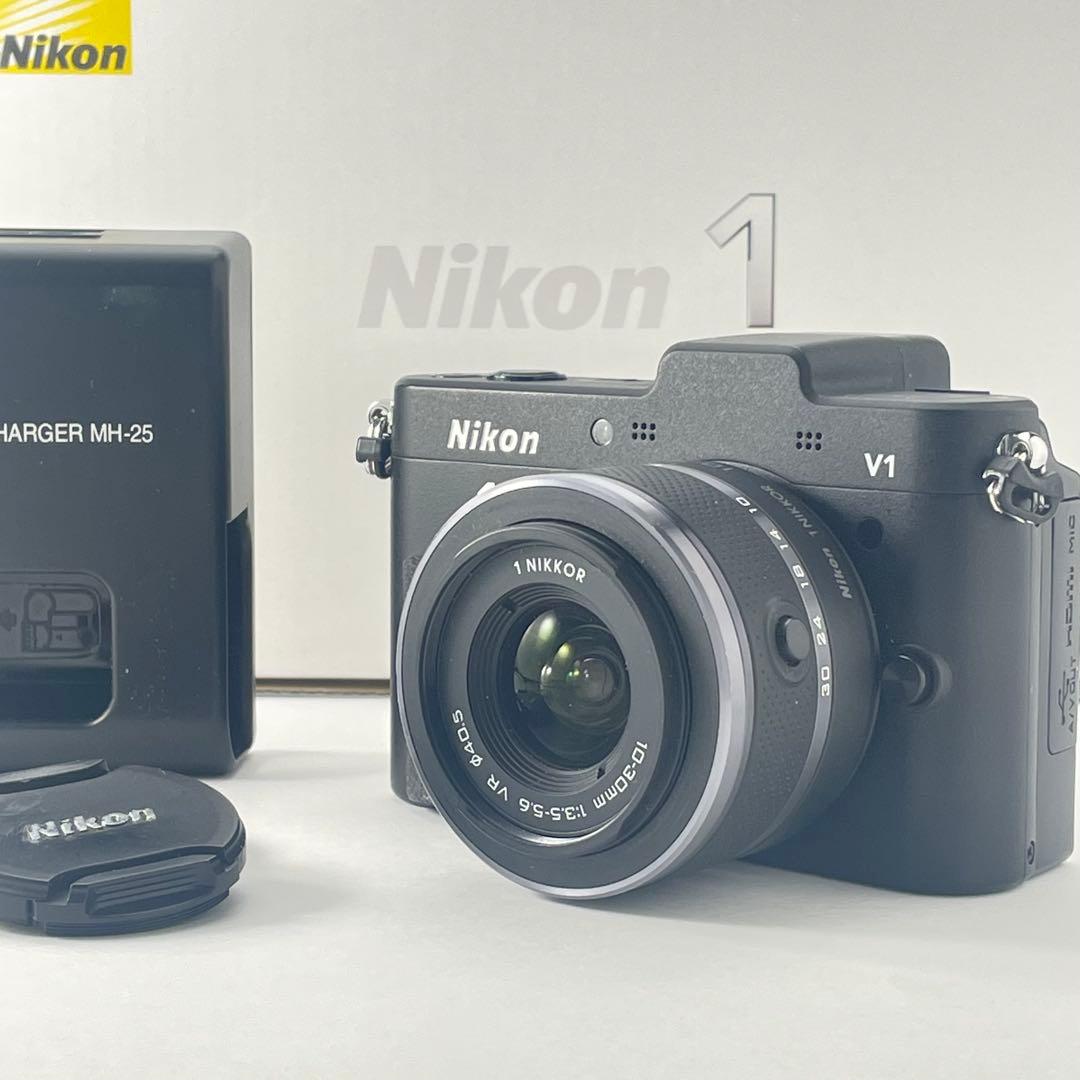 【ファインダー極上・返品保証】Nikon1 V1 ブラック 標準レンズキット