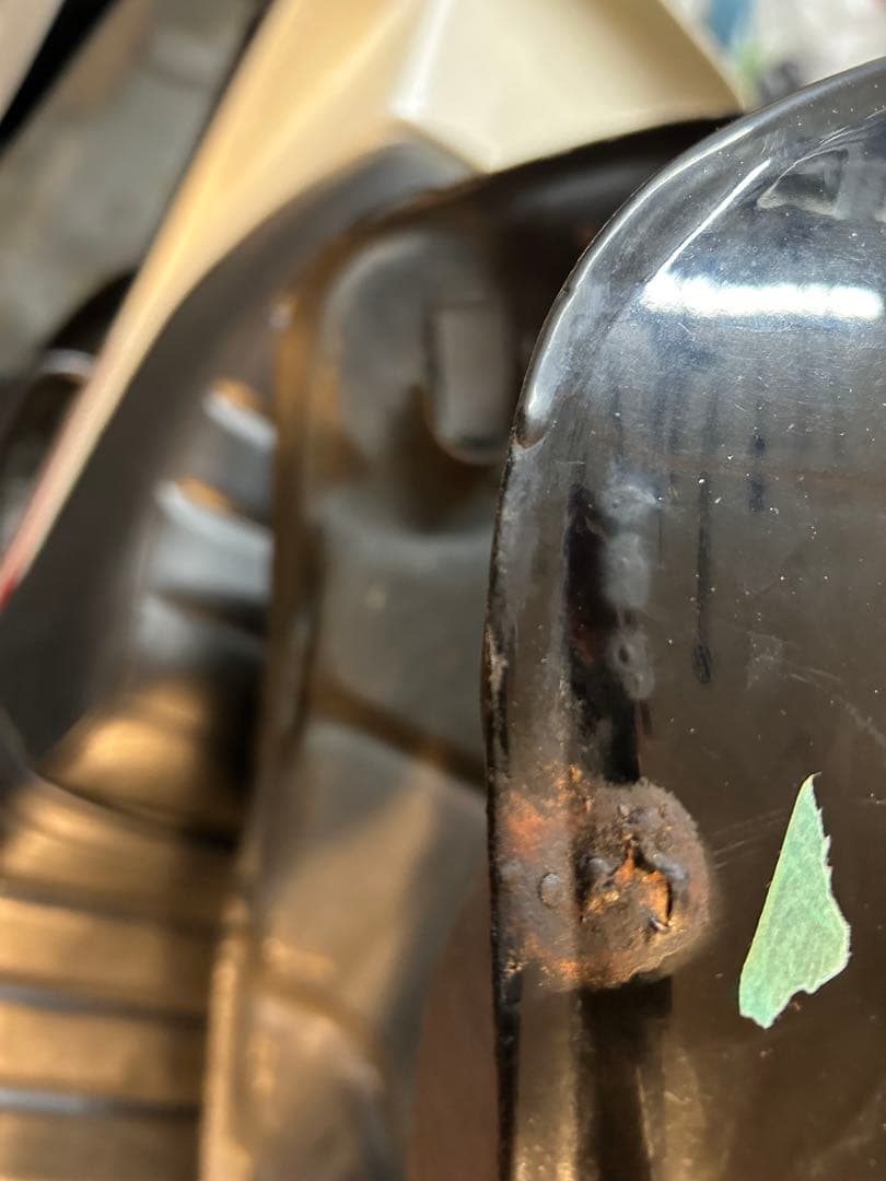 ゼファーχ外装、タンク、サイドカバー、テールカウル