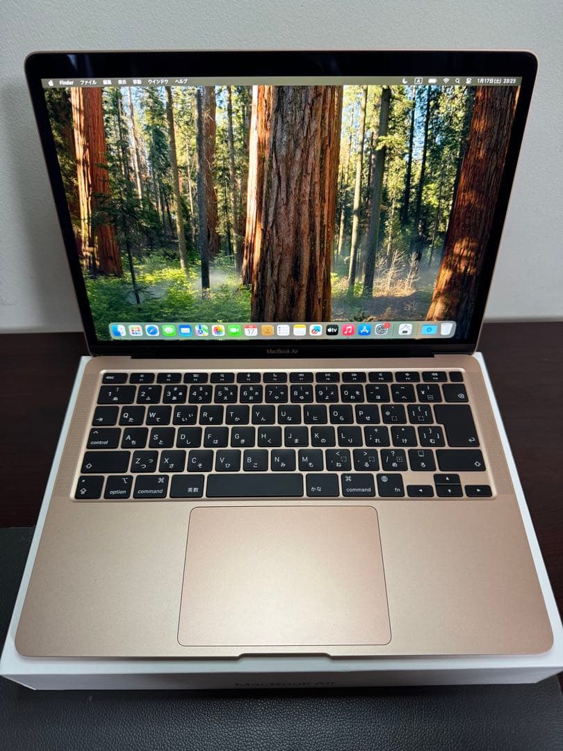 MacBook Air 2020 M1、500GB ストレージ、