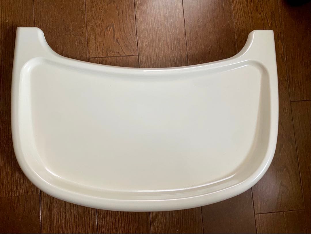 コンビ　プルメアS （ベビーラック　ローチェア　食事イス）