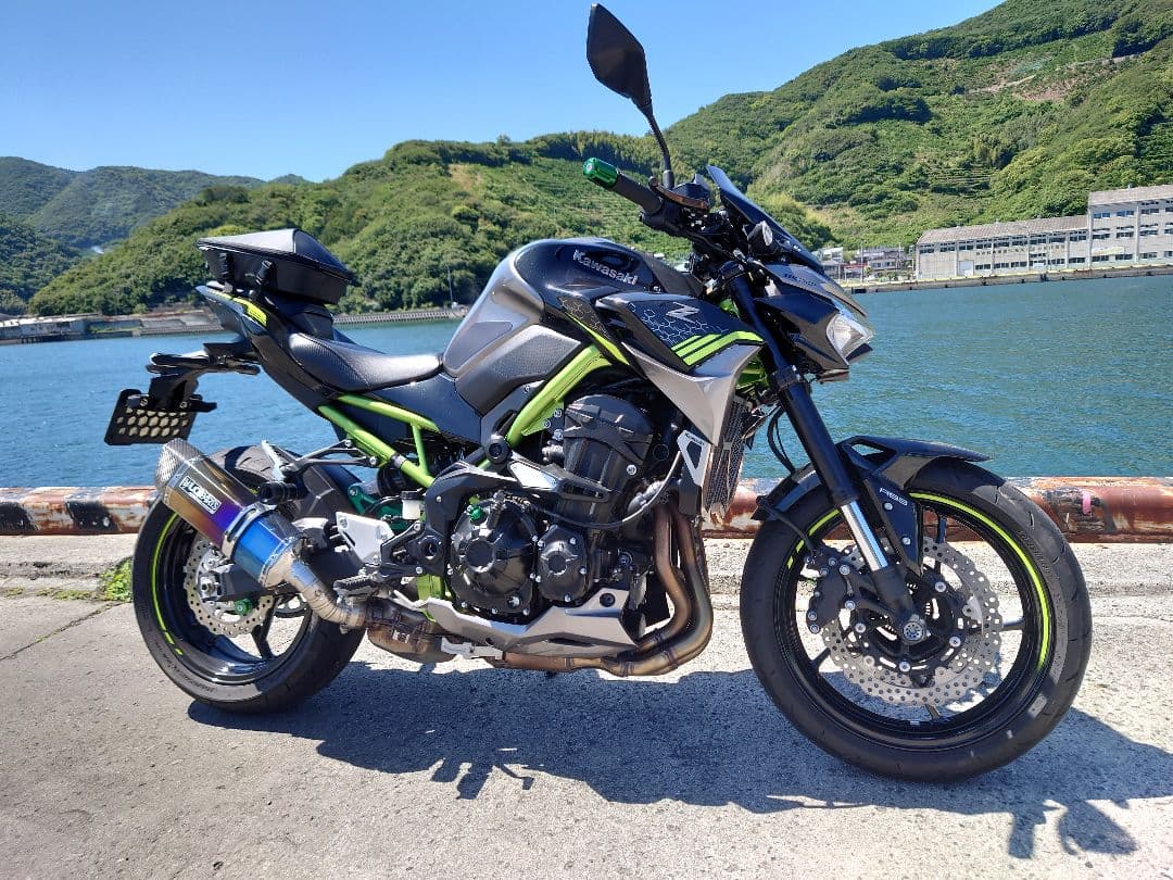 z900　マフラー　ｌｃｉ