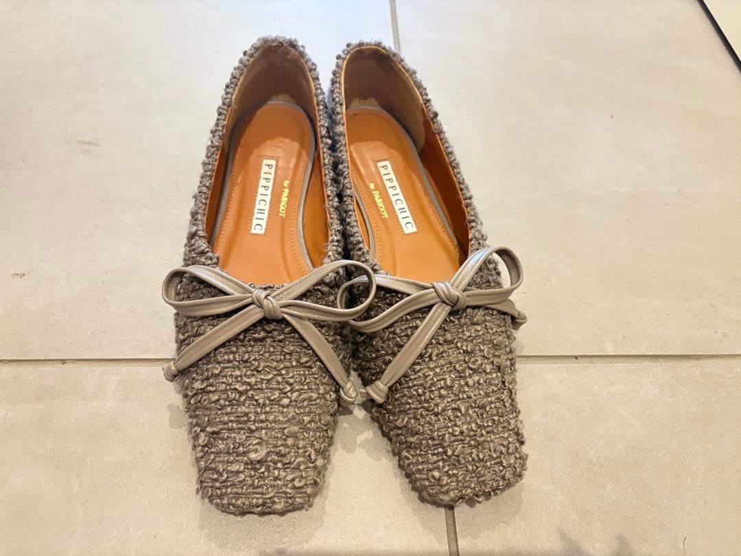 PIPICHIC グレー フラットシューズ