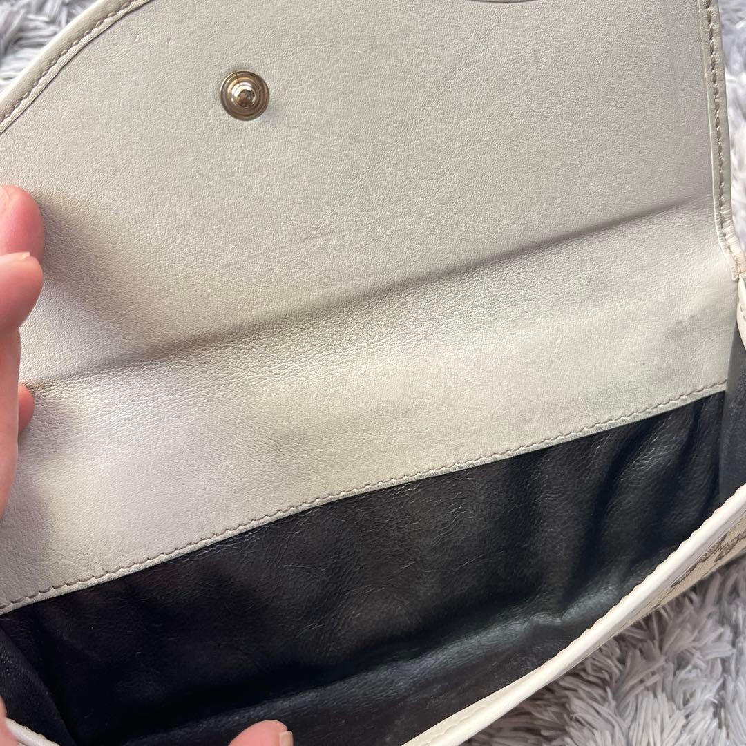 美品✨GUCCI インターロッキング　長財布　GGキャンバス ホワイト