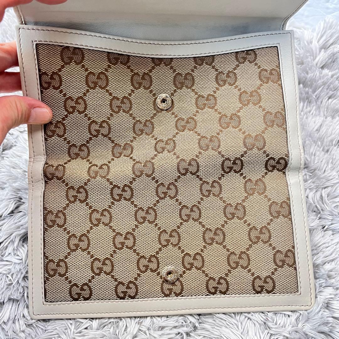 美品✨GUCCI インターロッキング　長財布　GGキャンバス ホワイト