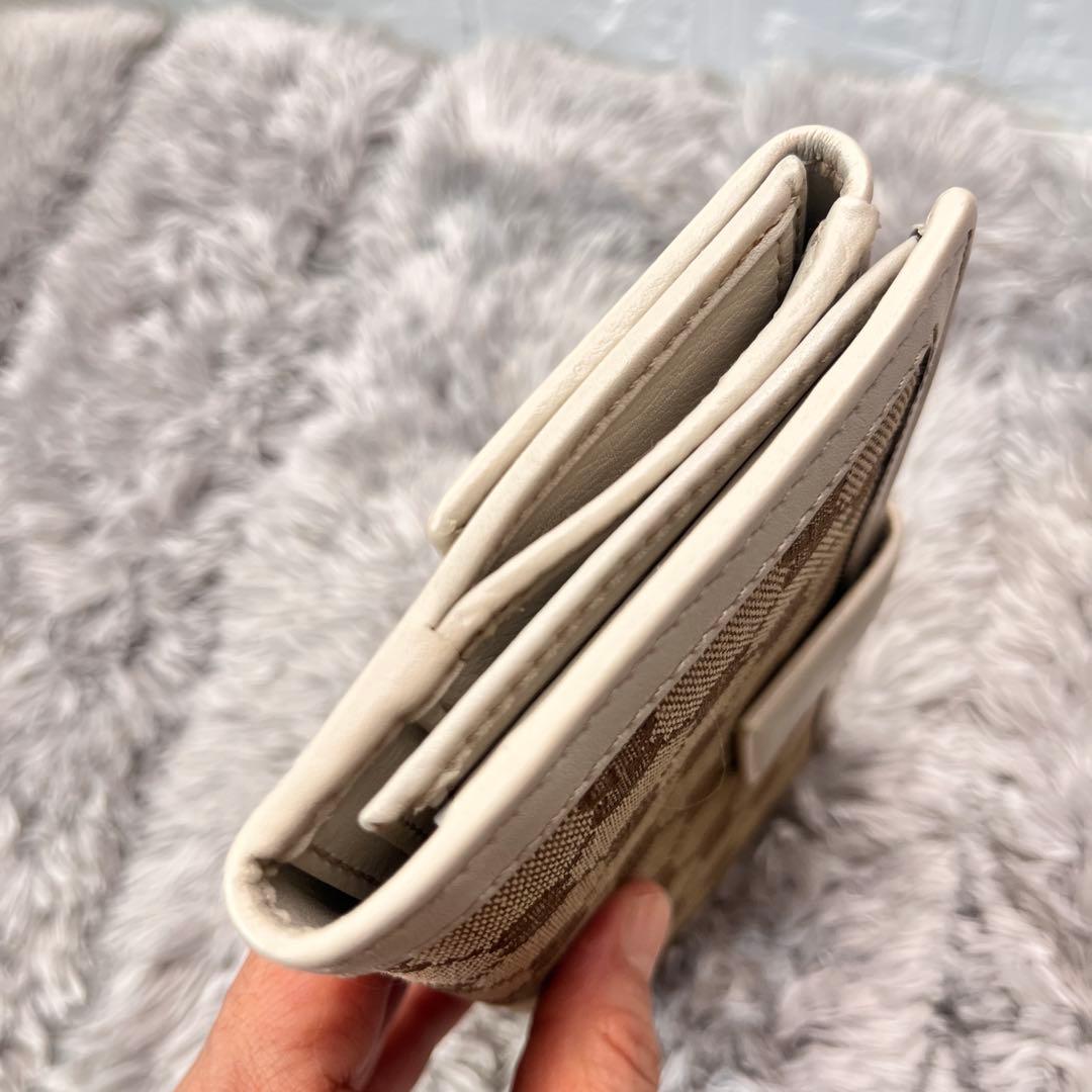 美品✨GUCCI インターロッキング　長財布　GGキャンバス ホワイト