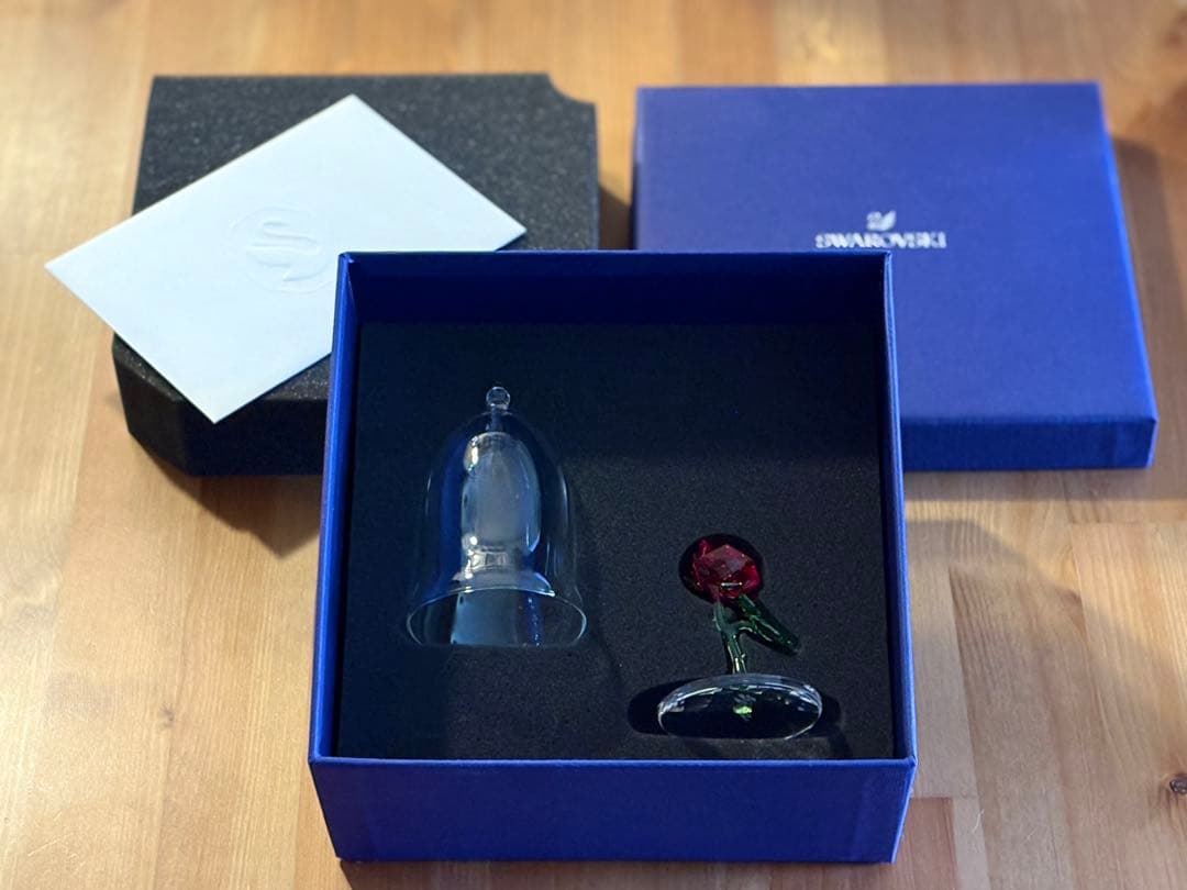 Swarovski スワロフスキー　美女と野獣　薔薇　オブジェ　魔法のバラ