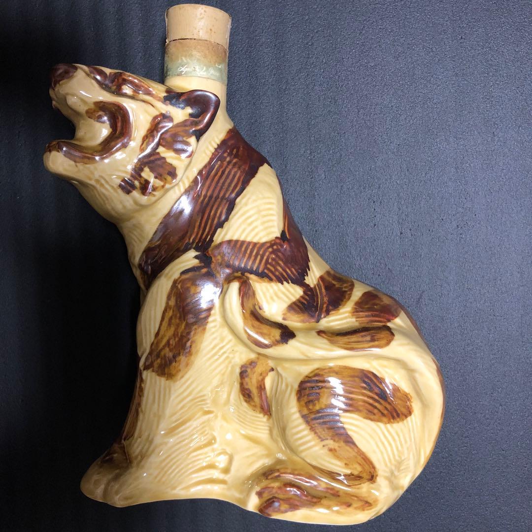 1998年　サントリー ローヤル 干支ボトル　寅