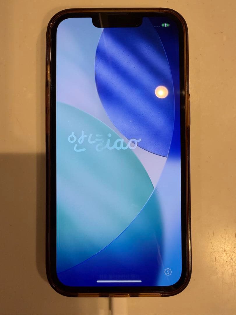 iPhone 13pro 背面割れあり