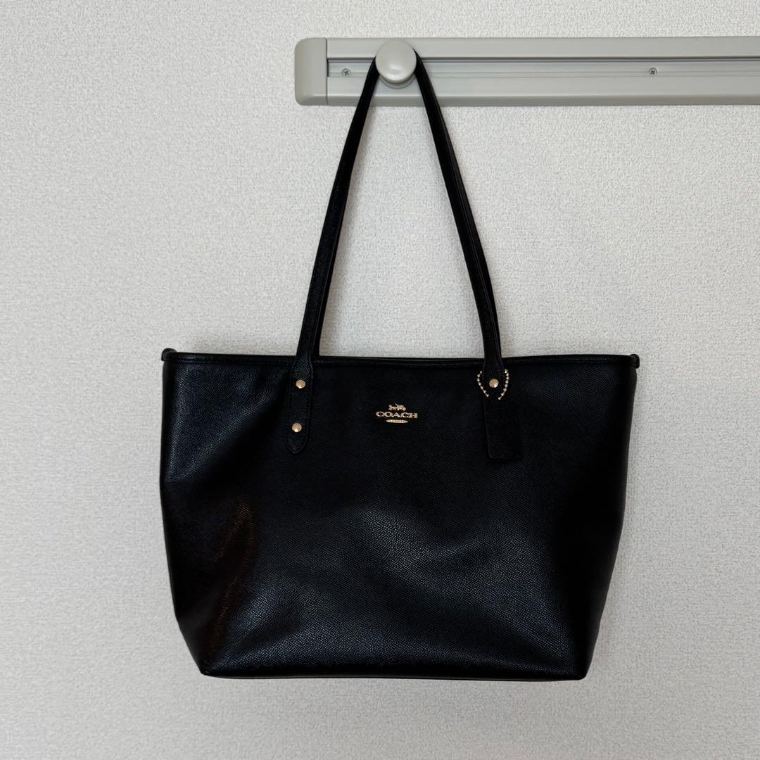 【美品】COACH ブラック レザートートバッグ　a4 収納 大容量 リクルート