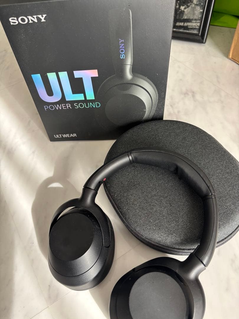 SONY ULT ワイヤレスヘッドホン(ヘッドホンスタンド付き)