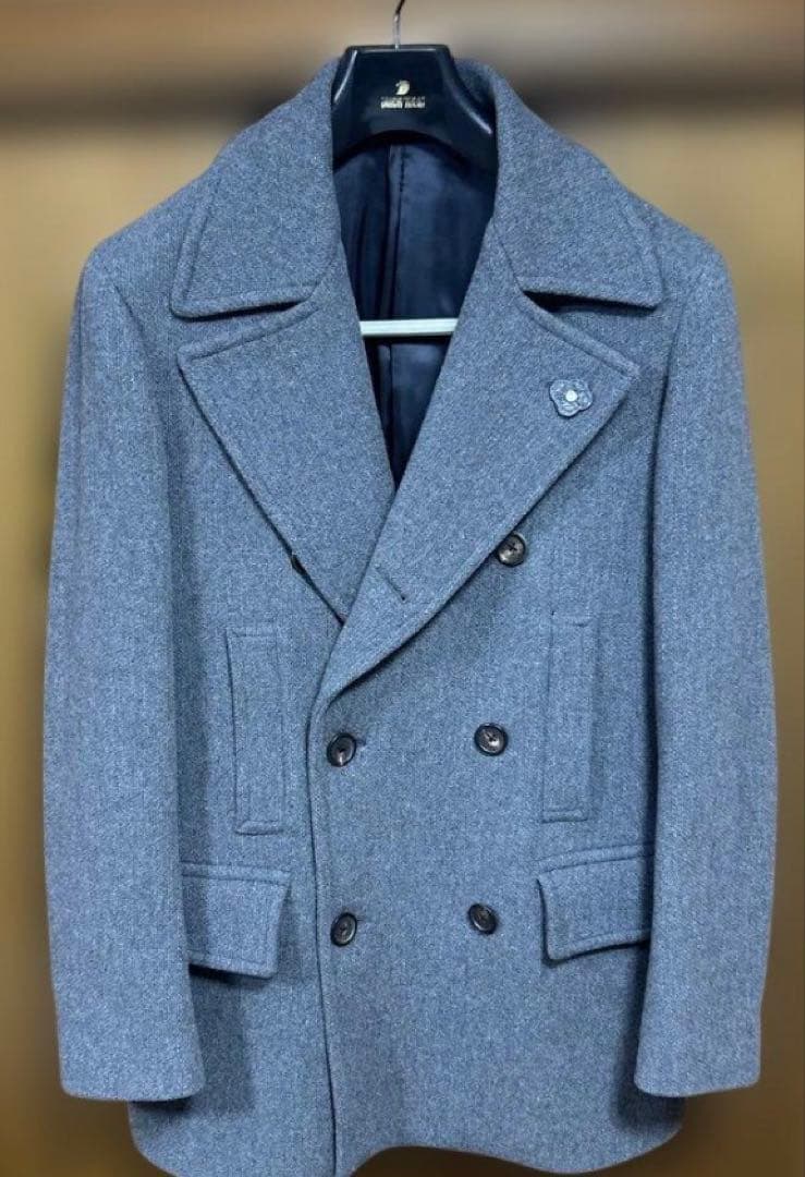 美品【LARDINI】ラルディーニ ピーコート