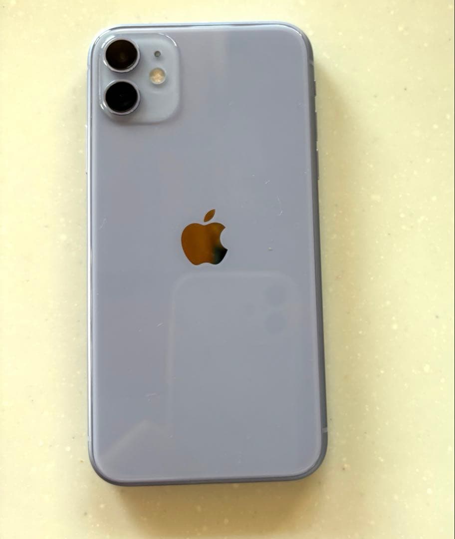 【ジャンク】Apple iPhone 11 パープル　本体