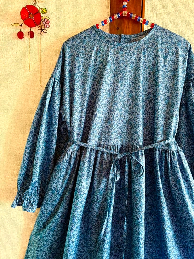 LIBERTY リバティ　ハンドメイド　ワンピース　ブルー　青　handmade