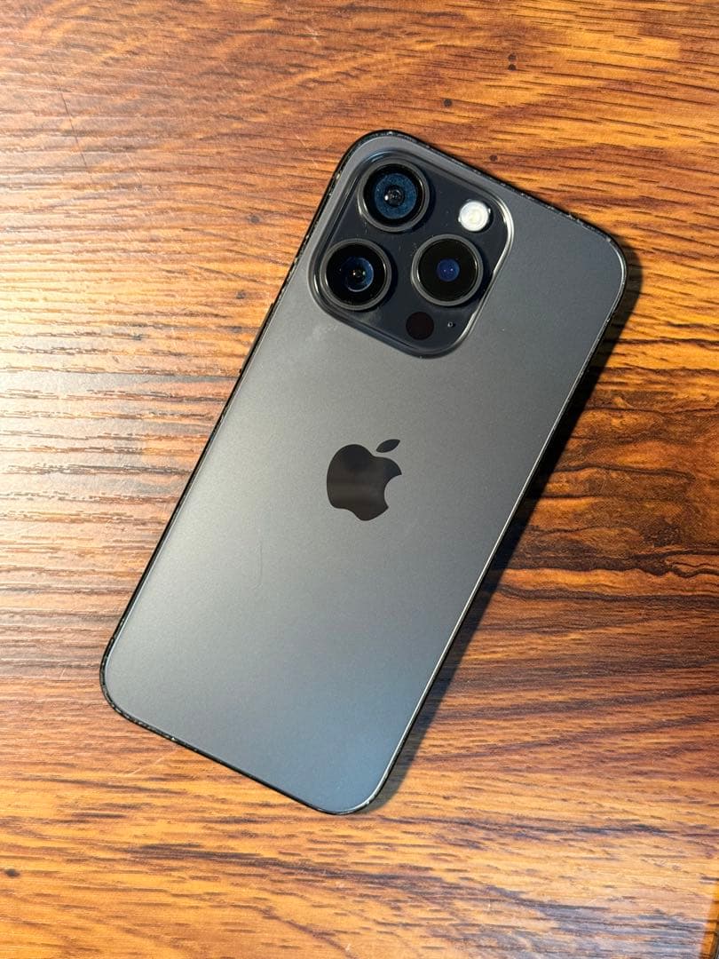 iPhone 15 Pro 128GB ブラックチタニウム