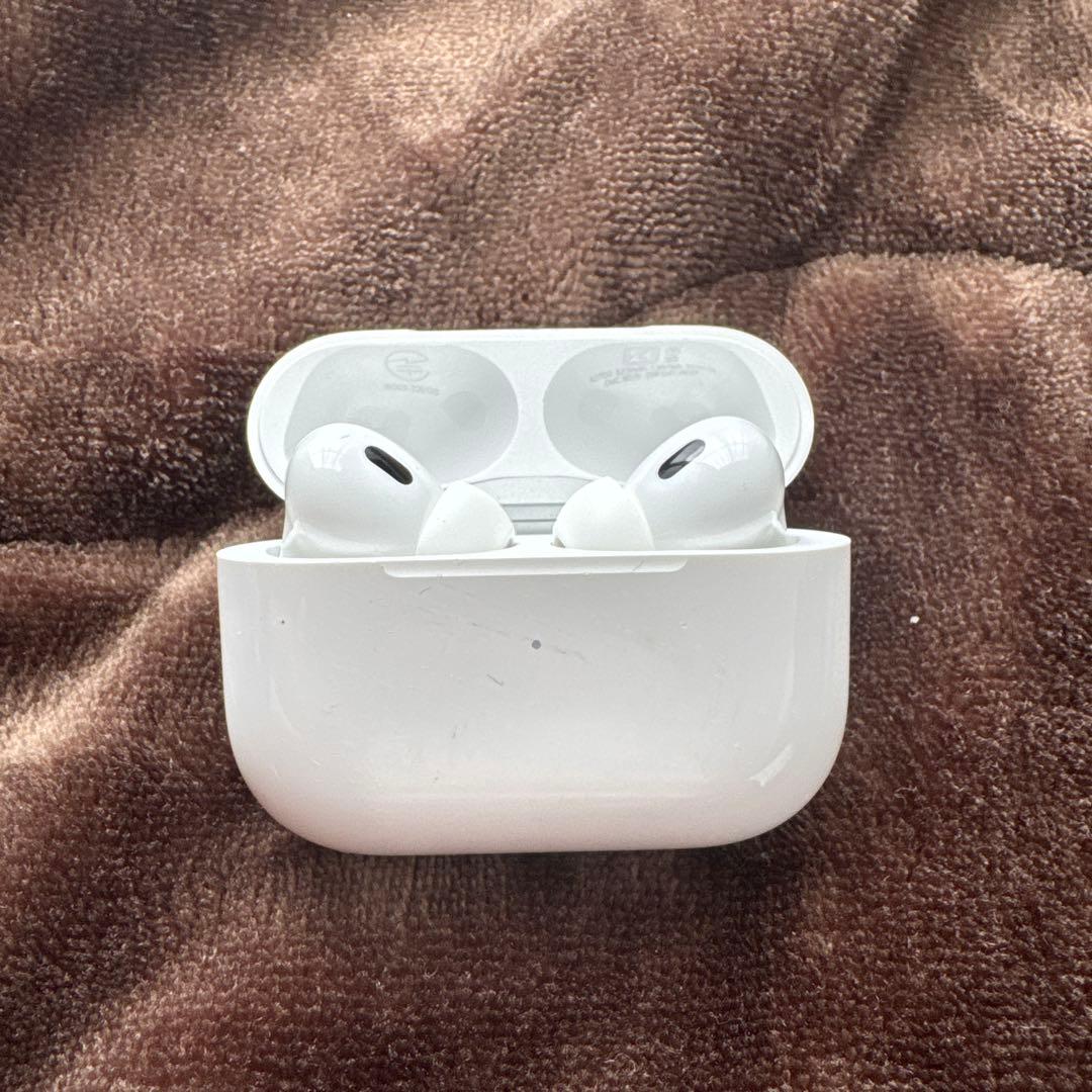 AirPods Pro2 本体 ホワイト 充電ケース付き