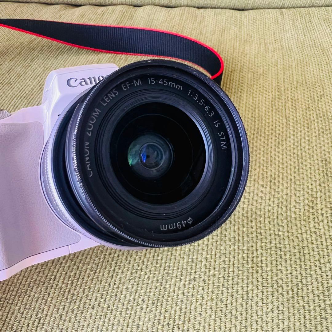 美品 Canon ミラーレス　EOS Kiss M