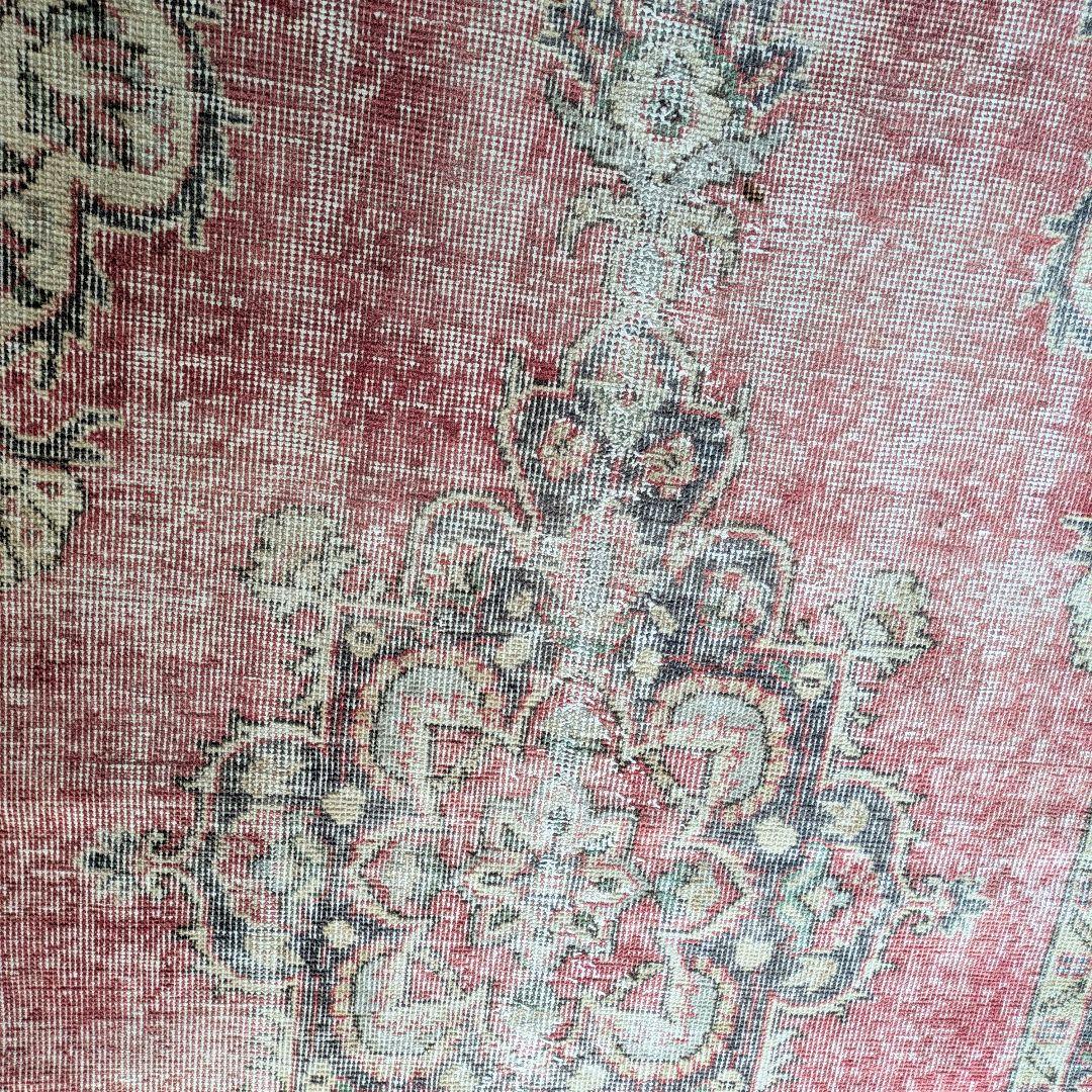 101×200 擦れた赤メダリオン　トルコヴィンテージラグ