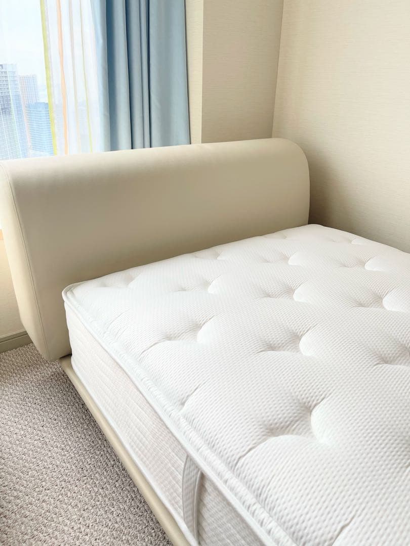 ballada　カッシーナ　ベッドフレーム