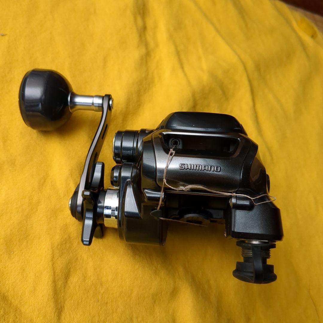 SHIMANO PLAYS 600本体 コ―ド2本　糸取り1本