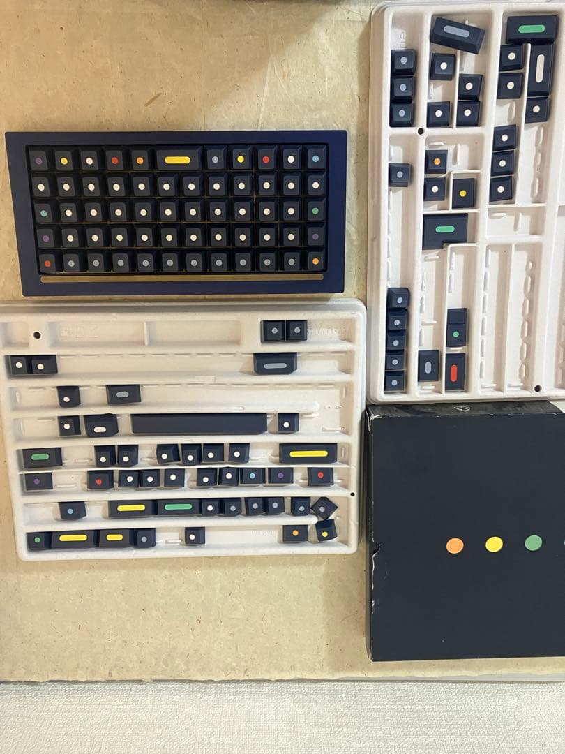 【GB品】自作キーボード Atlas ＋ GMK Dots セット（オーソリニア