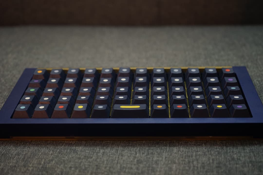 【GB品】自作キーボード Atlas ＋ GMK Dots セット（オーソリニア